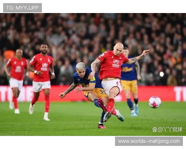 诺丁汉森林保级形势严峻，对阵利兹联成关键6分之战